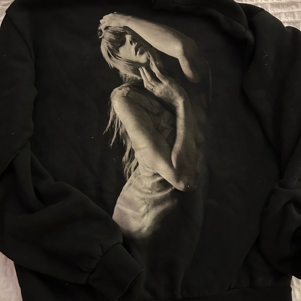 Taylor Swift Black Sweatshirt with Artistic Print